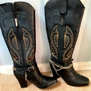 Women’s motorcycle boots